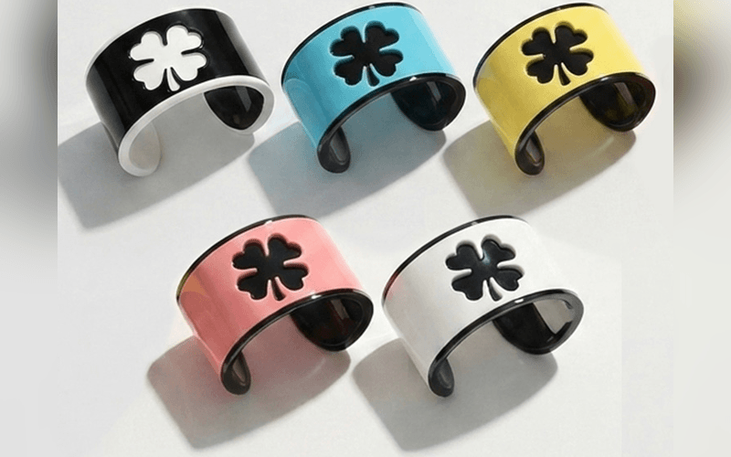 Jewelry Sample 05